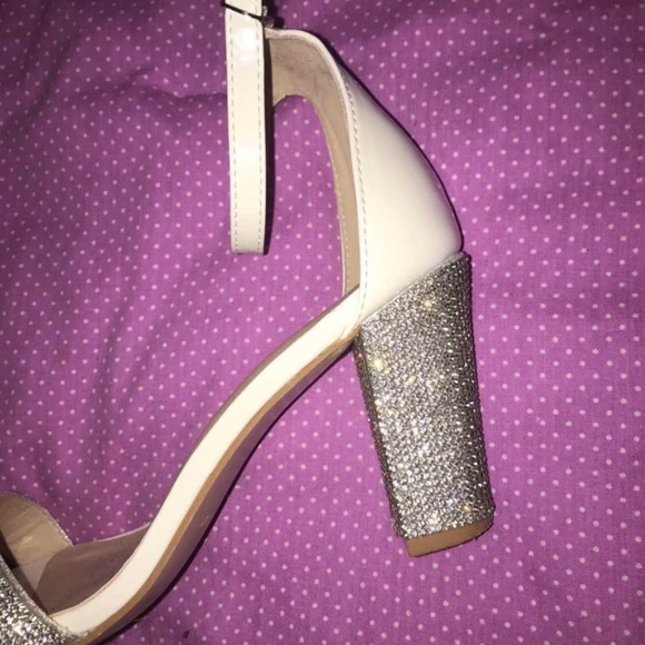 Sparkly high heels - Picture 2 of 2